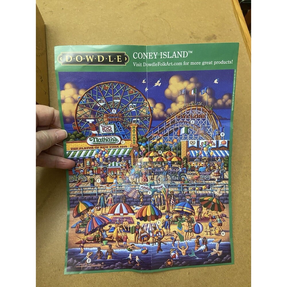 Dowdle Folk Art Jigsaw Puzzle; Coney Island; 500 pieces - Picture 3 of 5